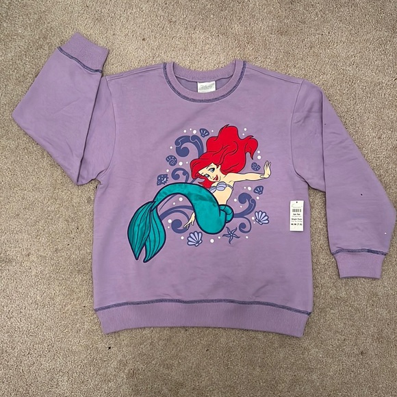 🆕Disney Store Little Mermaid Ariel Silk Appliqué Embroidered Sweater Sz M - Picture 1 of 8